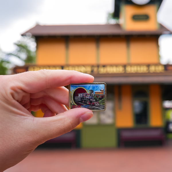 Cedar Point CP & LE Railroad Myron Engine Limited Edition Pin Hot on Sale